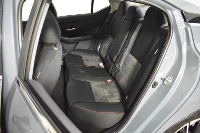 Used 2024 Nissan Sentra SR FWD image 27
