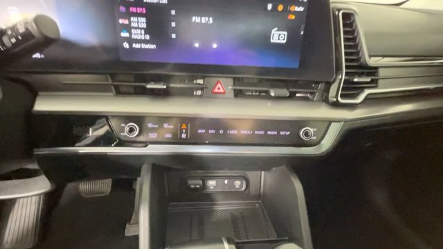 Used 2023 Kia Sportage SX FWD image 27