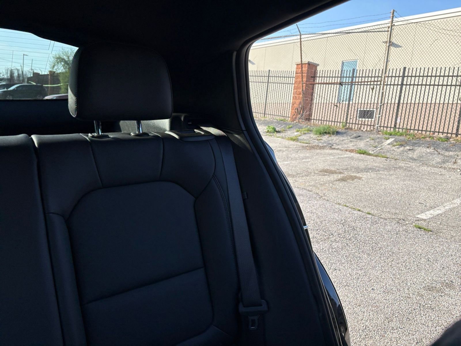 Used 2025 Buick Envista Sport Touring image 36