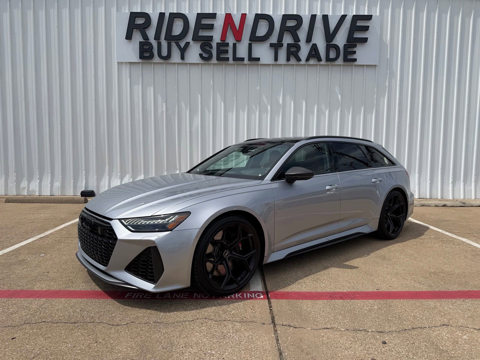 Used 2024 Audi RS 6 performance AWD/4WD image 1