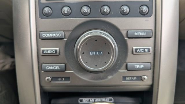 Used 2011 Acura RL image 40