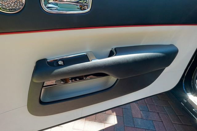 Used 2018 Rolls-Royce Dawn image 77