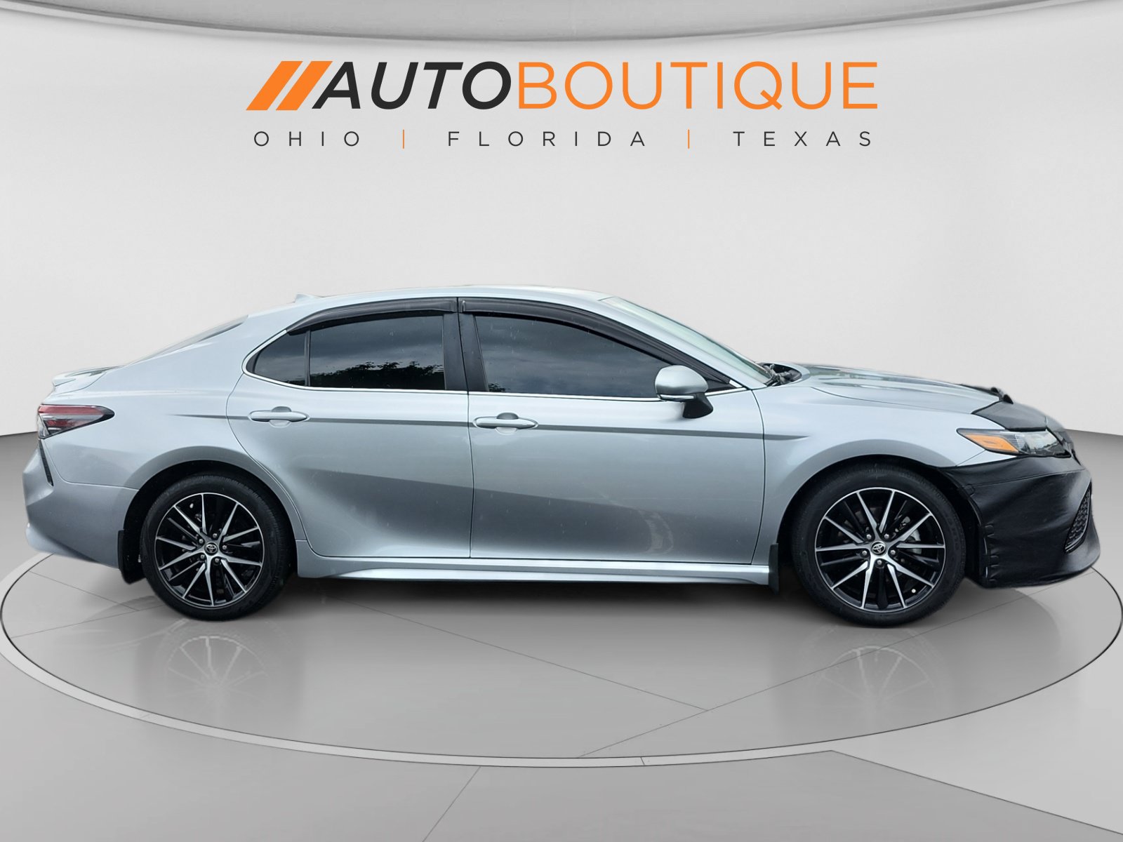Used 2022 Toyota Camry SE FWD image 7