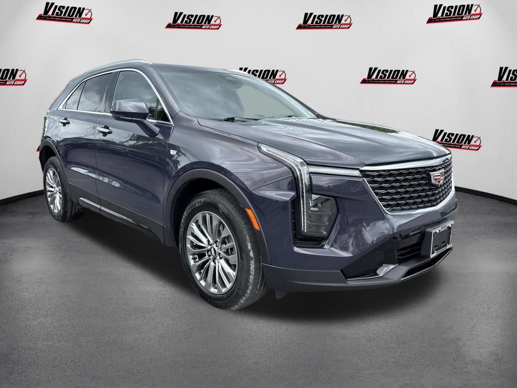 Used 2024 Cadillac XT4 Premium Luxury AWD/4WD image 3