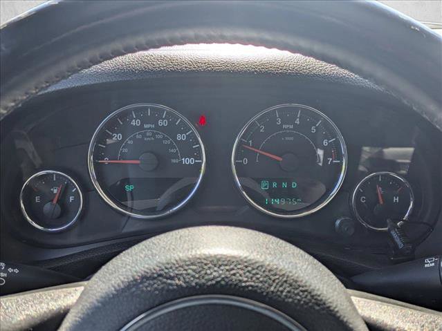 Used 2015 Jeep Wrangler Unlimited Sahara w/ Max Tow Package image 10