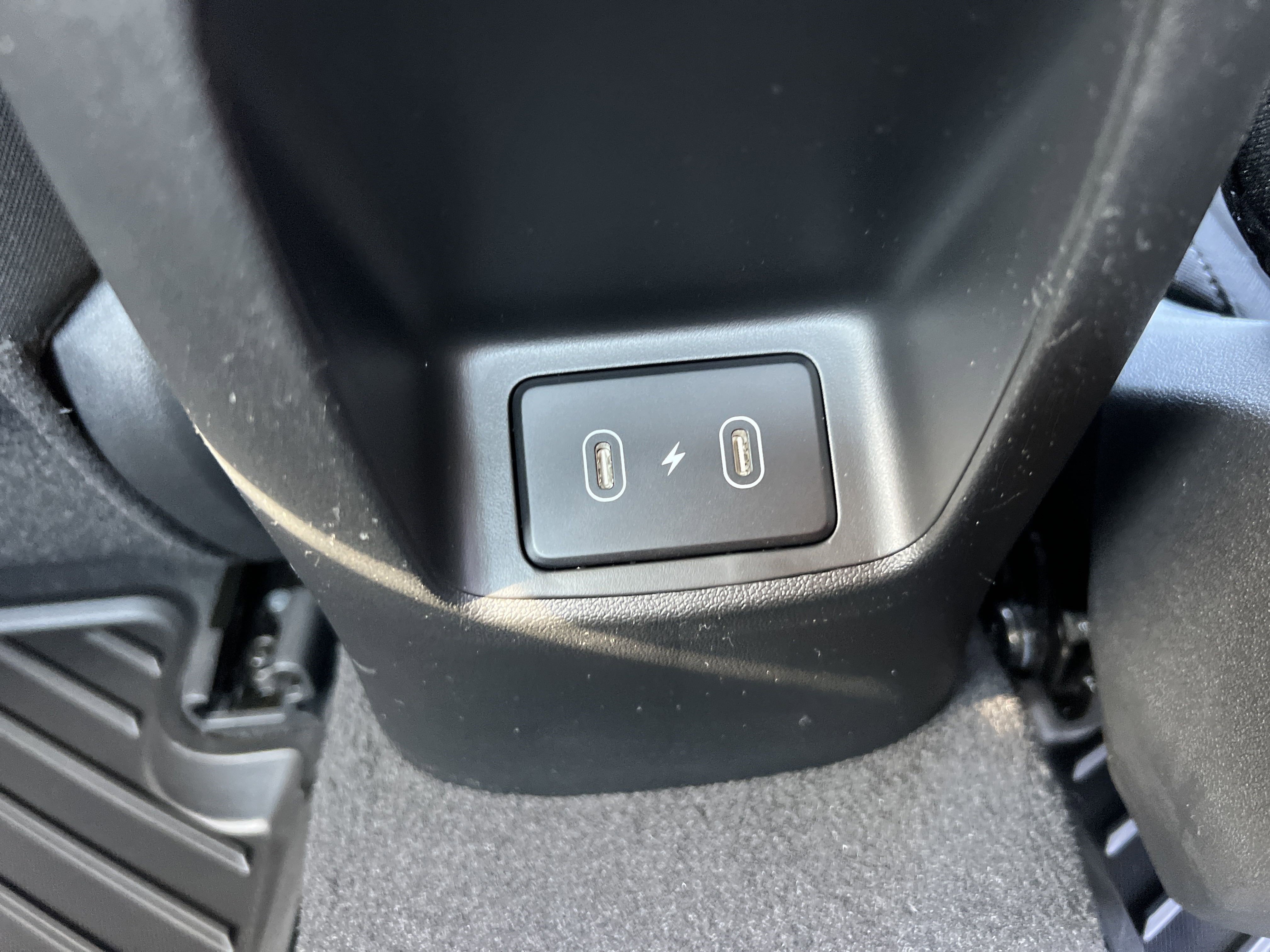 Used 2025 Hyundai Elantra Sport image 9