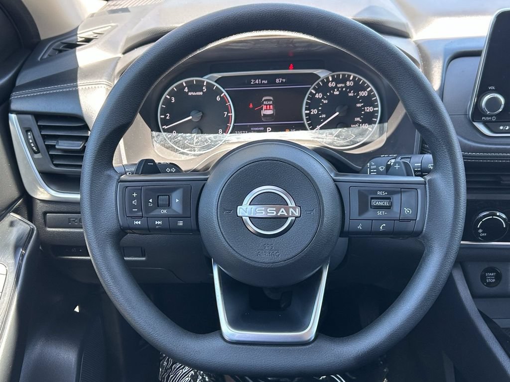 Used 2024 Nissan Rogue S FWD image 21