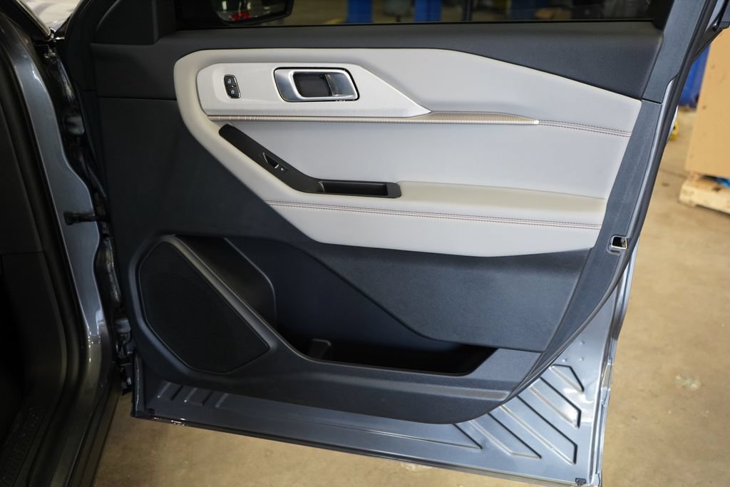 New 2026 Ford Explorer Active w/ Active Comfort Package AWD/4WD image 20