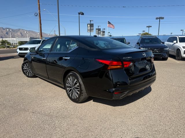 Used 2025 Nissan Altima 2.5 SV FWD image 6
