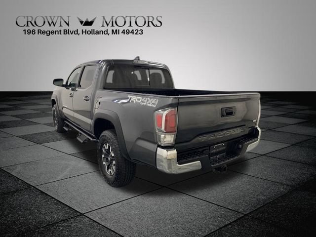 Used 2023 Toyota Tacoma TRD Off-Road AWD/4WD image 4