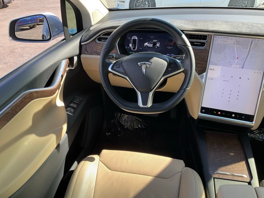 Used 2016 Tesla Model X 75D AWD/4WD image 42