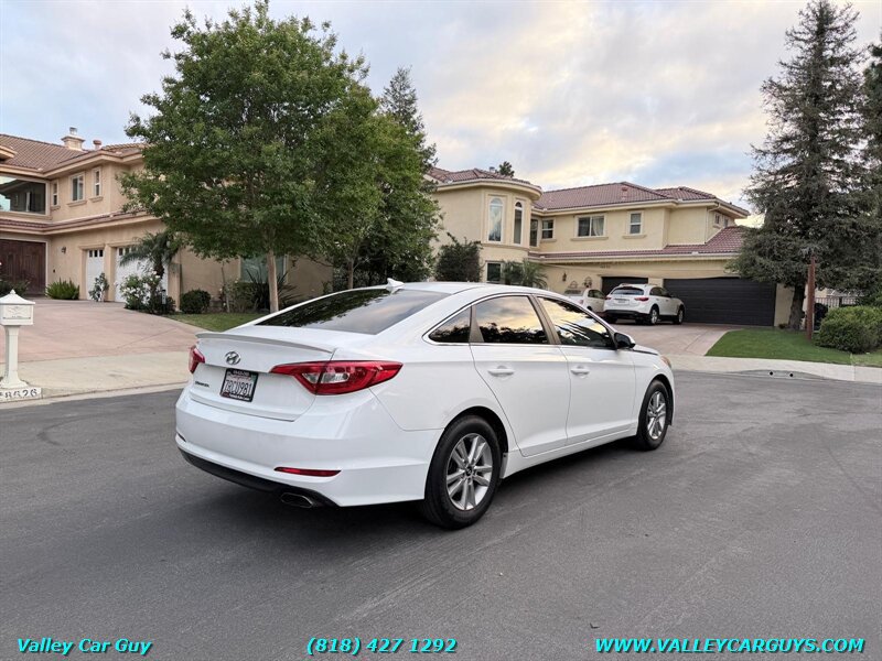 Used 2016 Hyundai Sonata SE FWD image 3