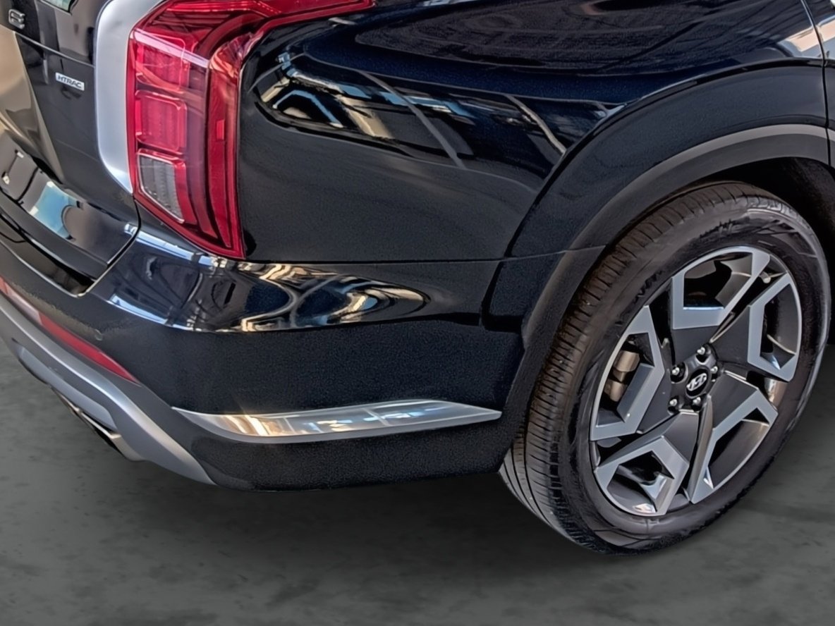 Used 2024 Hyundai Palisade Limited image 13
