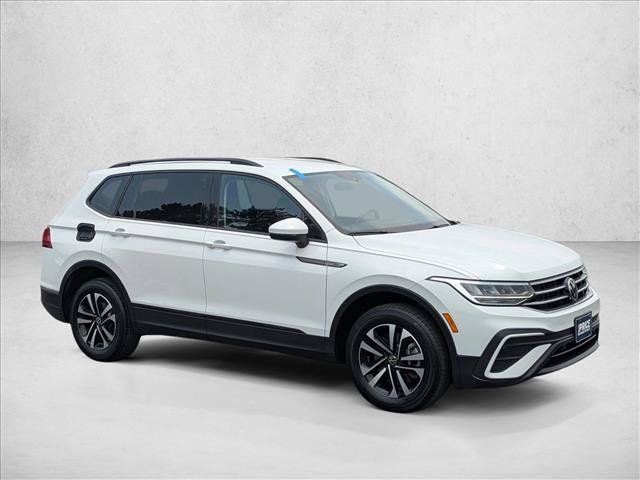 Used 2023 Volkswagen Tiguan S AWD/4WD image 3