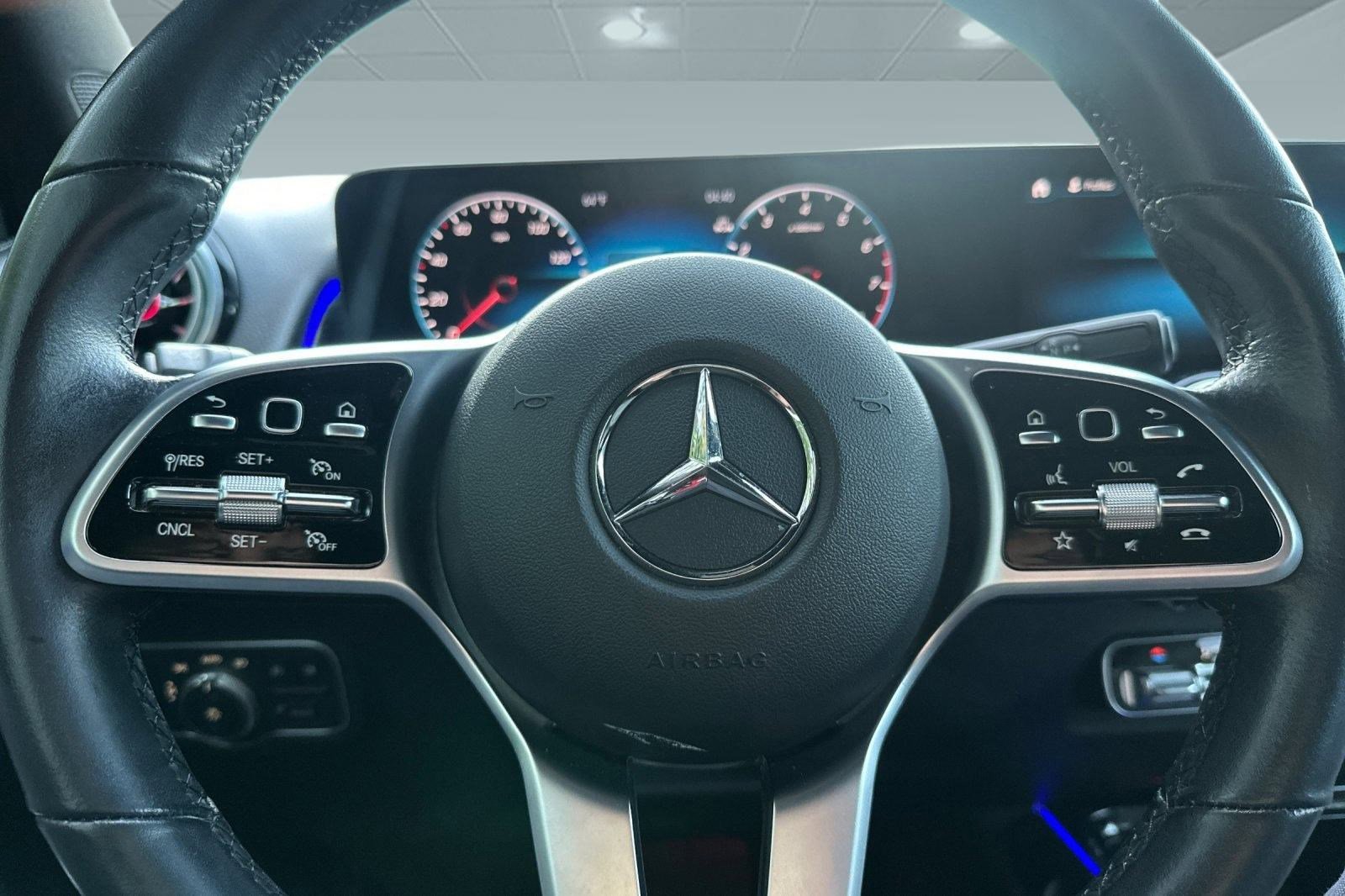 Certified 2023 Mercedes-Benz GLB 250 image 16