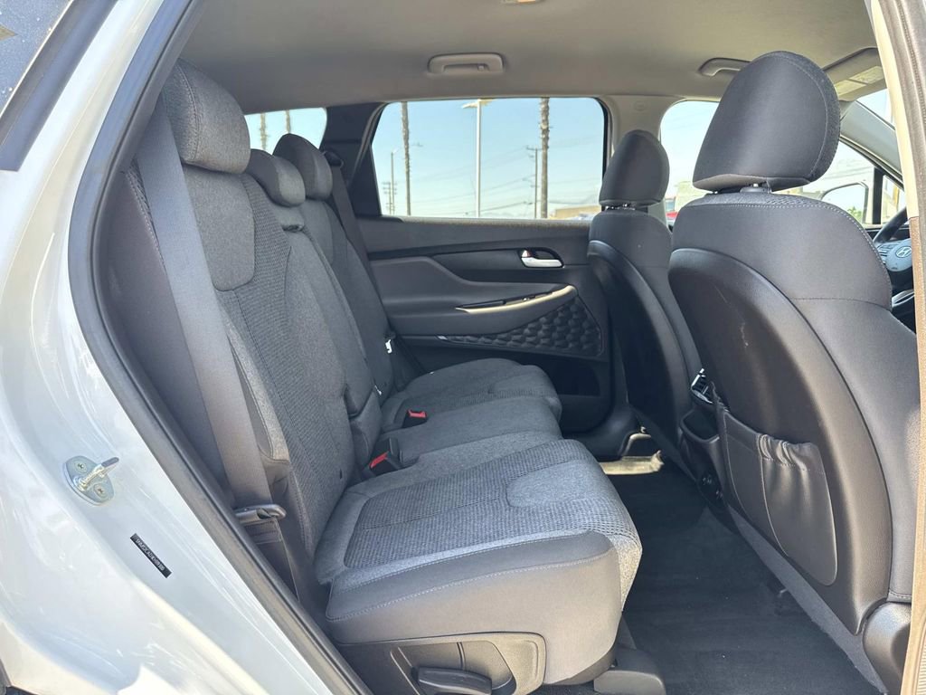 Used 2019 Hyundai Santa Fe SE image 28