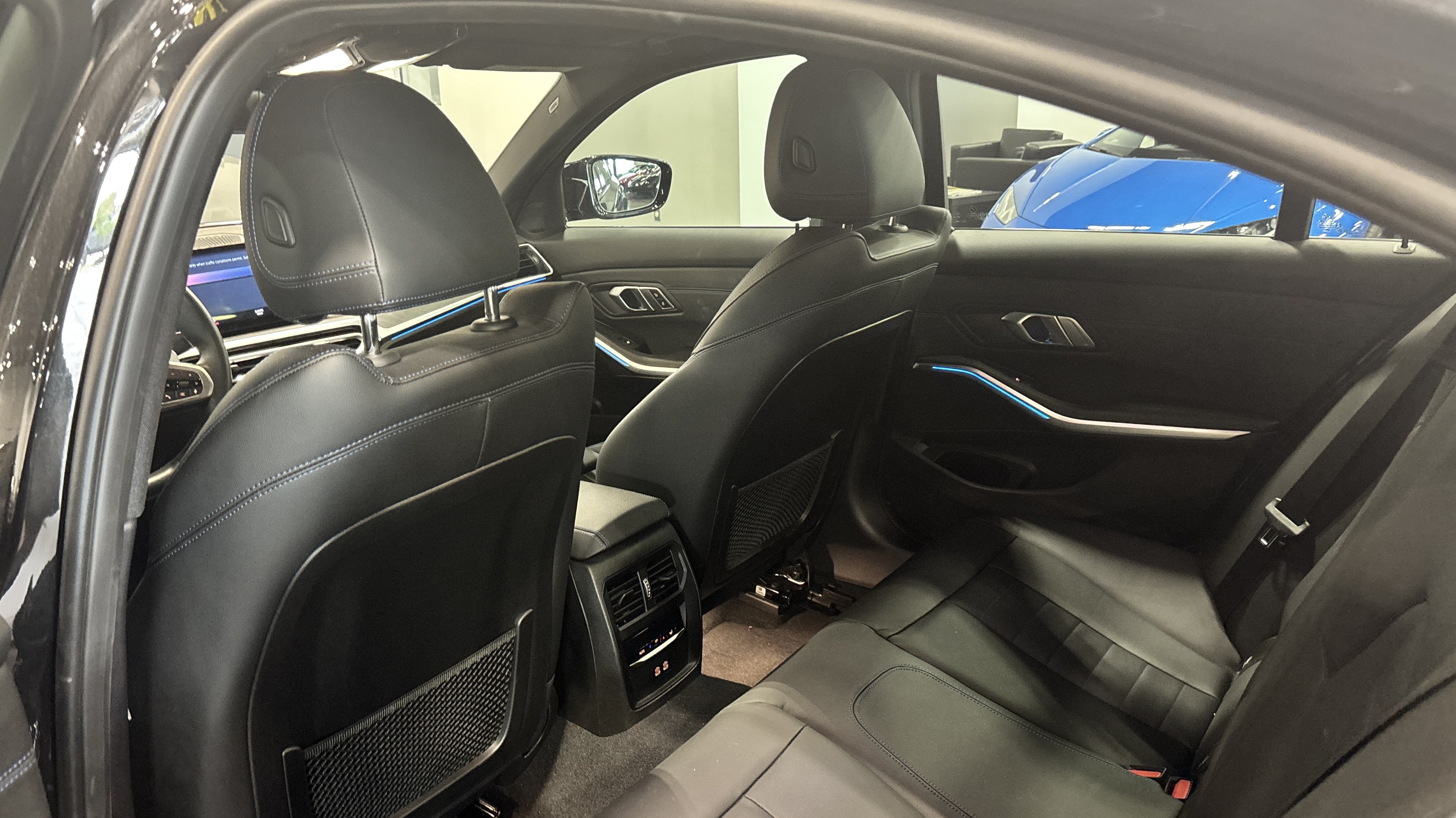 Used 2023 BMW M340i xDrive w/ Premium Package AWD/4WD image 8
