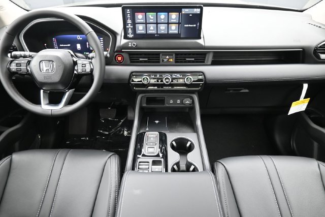 New 2026 Honda Pilot Touring image 23