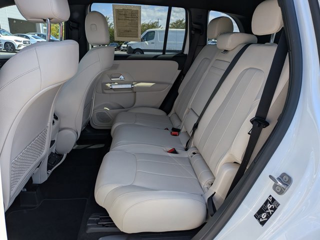 Used 2026 Mercedes-Benz GLB 250 image 19