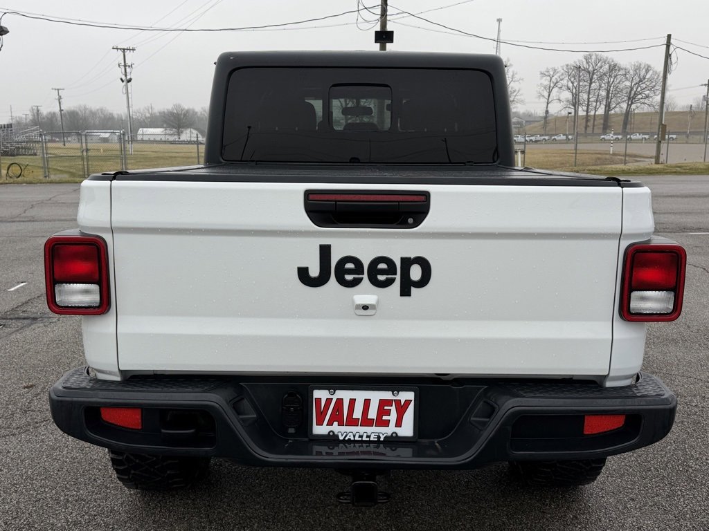 Used 2021 Jeep Gladiator Sport image 9