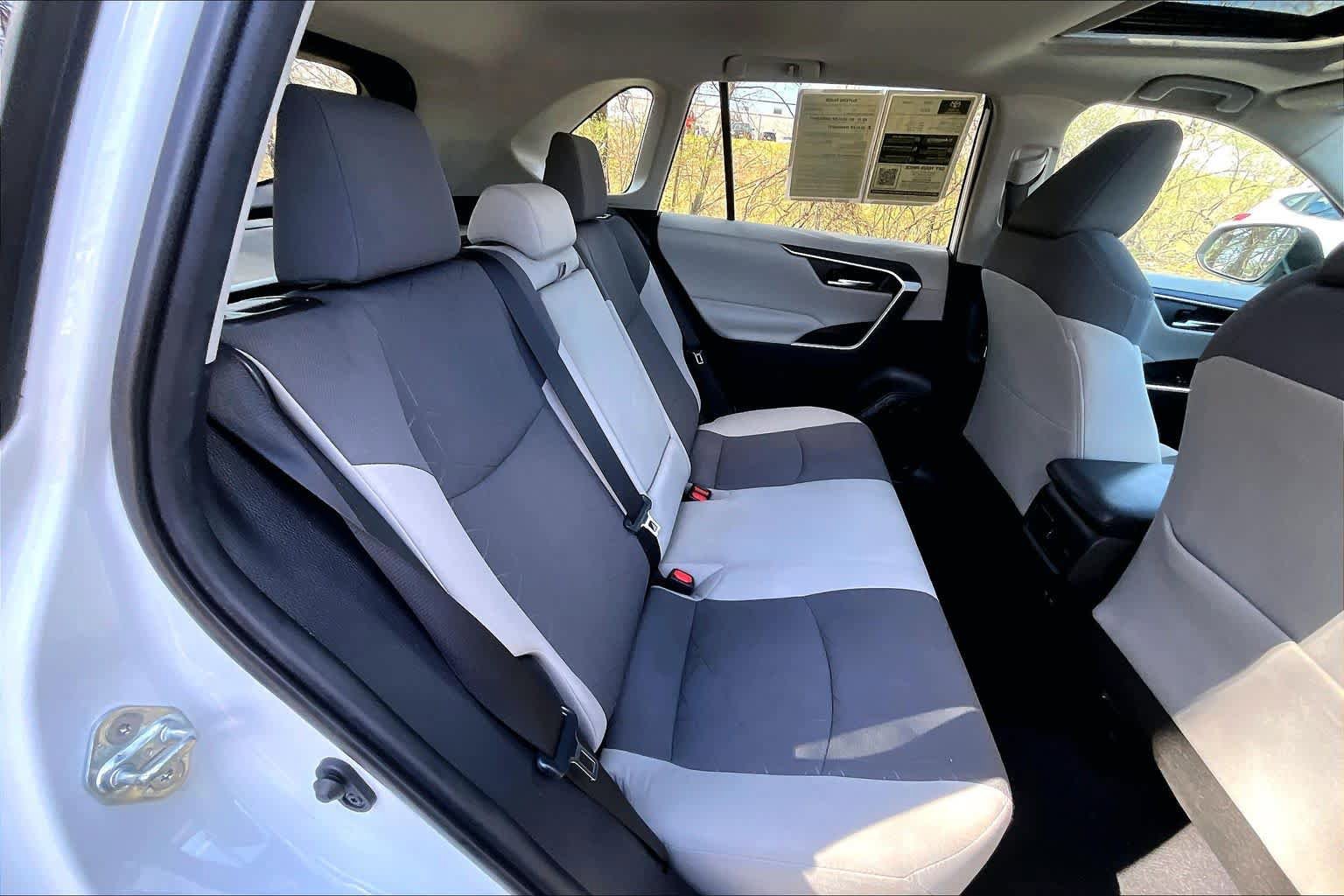 Certified 2019 Toyota RAV4 XLE w/ Convenience Package AWD/4WD image 19