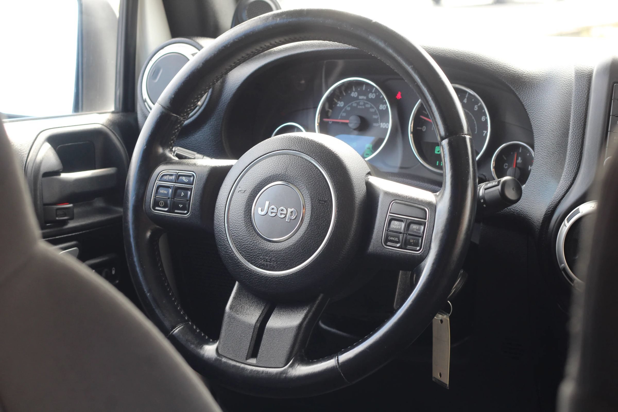 Used 2012 Jeep Wrangler Unlimited Sahara w/ Dual Top Group AWD/4WD image 14