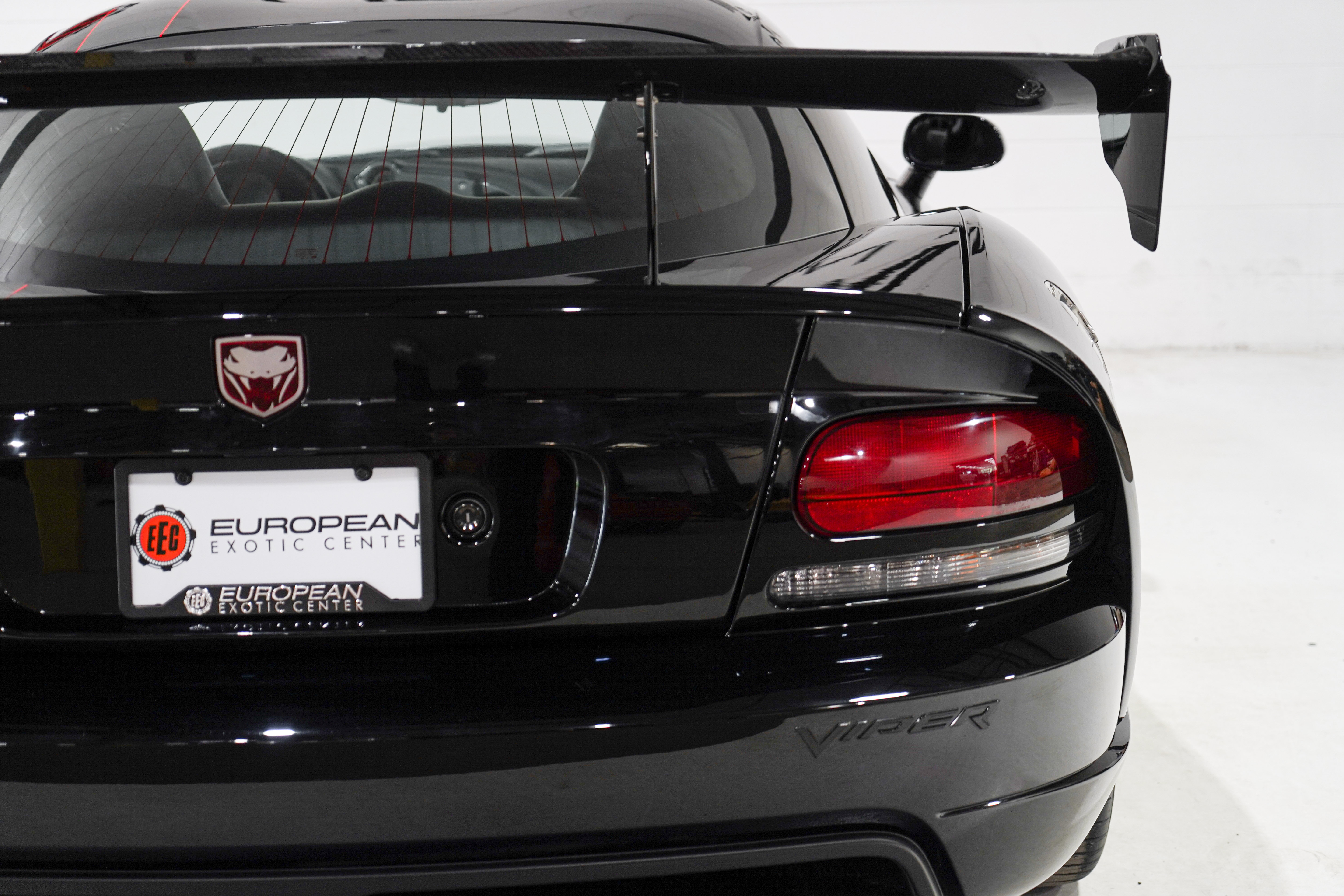 Used 2010 Dodge Viper ACR RWD image 34