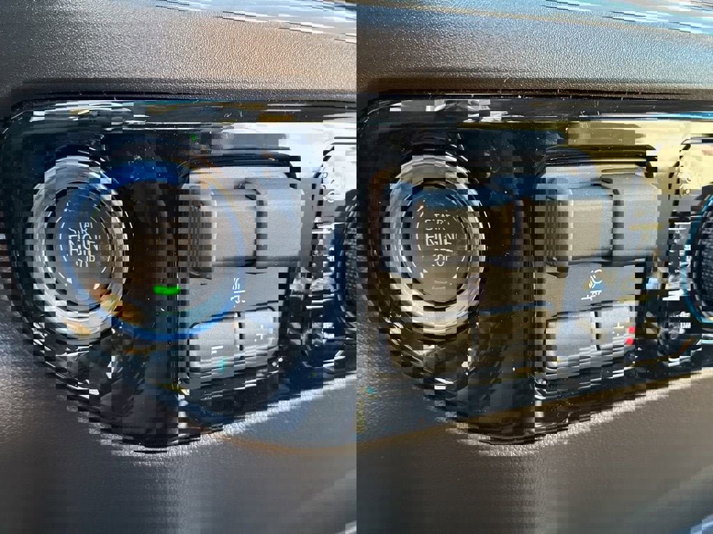 New 2026 Chevrolet Silverado 1500 LTZ w/ LTZ Premium Package image 19