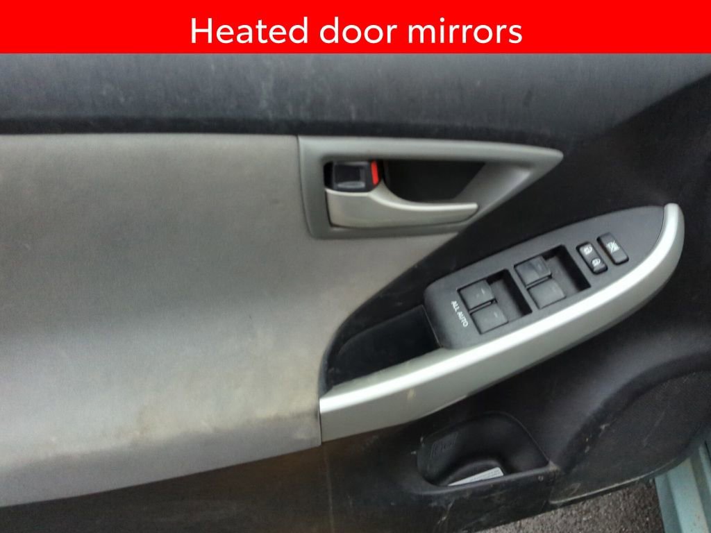 Used 2015 Toyota Prius Two image 8