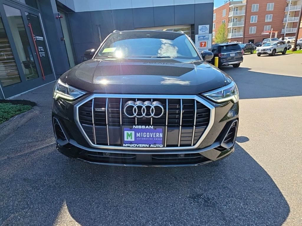 Used 2023 Audi Q3 2.0T Premium Plus w/ Premium Plus Package AWD/4WD image 12