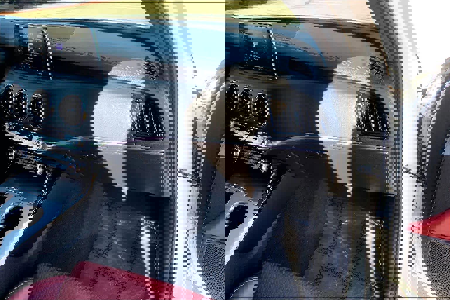 Used 2019 Kia Stinger GT2 image 18