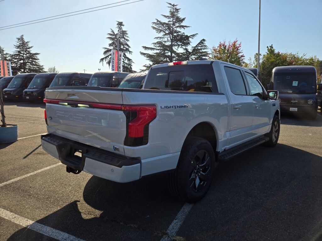 New 2025 Ford F150 Lightning Lariat AWD/4WD image 5