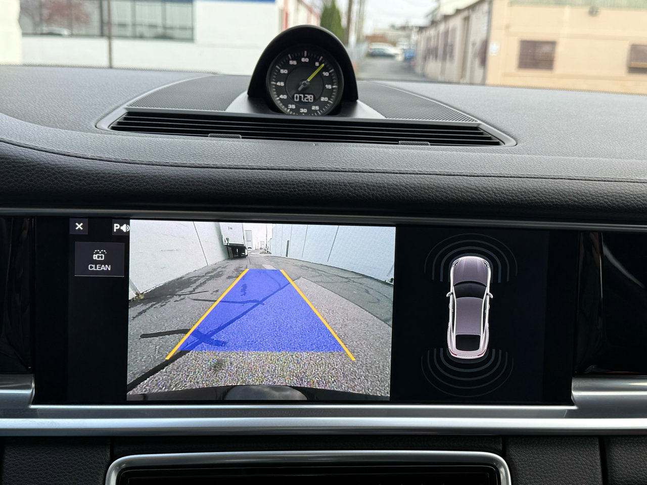 Used 2019 Porsche Panamera 4 image 51