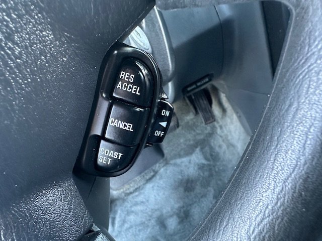 Used 2004 Nissan Frontier XE w/ (PWR) XE Pwr Pkg image 26