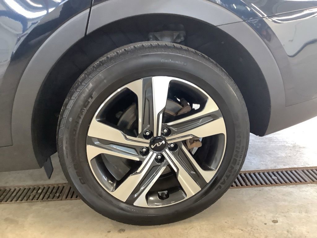 Certified 2023 Kia Sorento EX AWD/4WD image 8