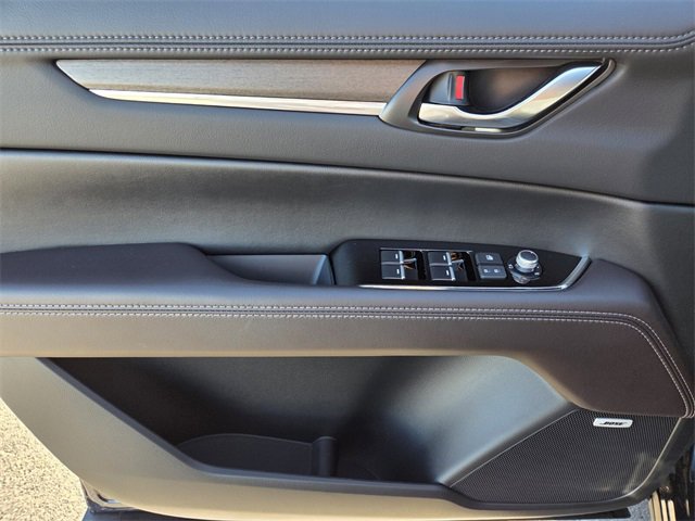 New 2025 MAZDA CX-5 Signature image 10