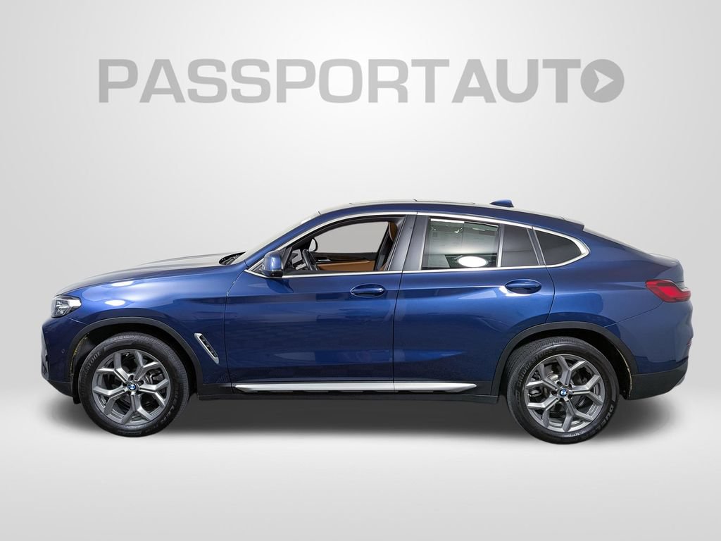 Used 2025 BMW X4 xDrive30i AWD/4WD image 2