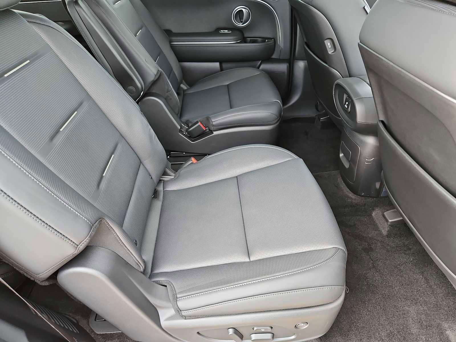 New 2026 Hyundai Palisade Calligraphy FWD image 21