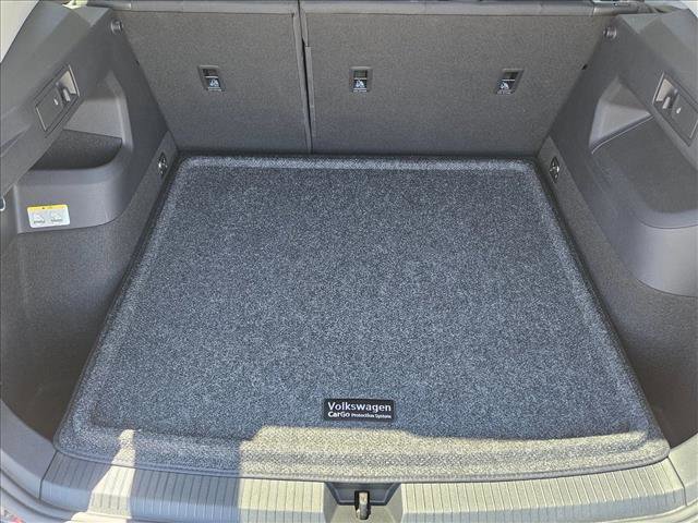 Certified 2025 Volkswagen Tiguan S FWD image 6