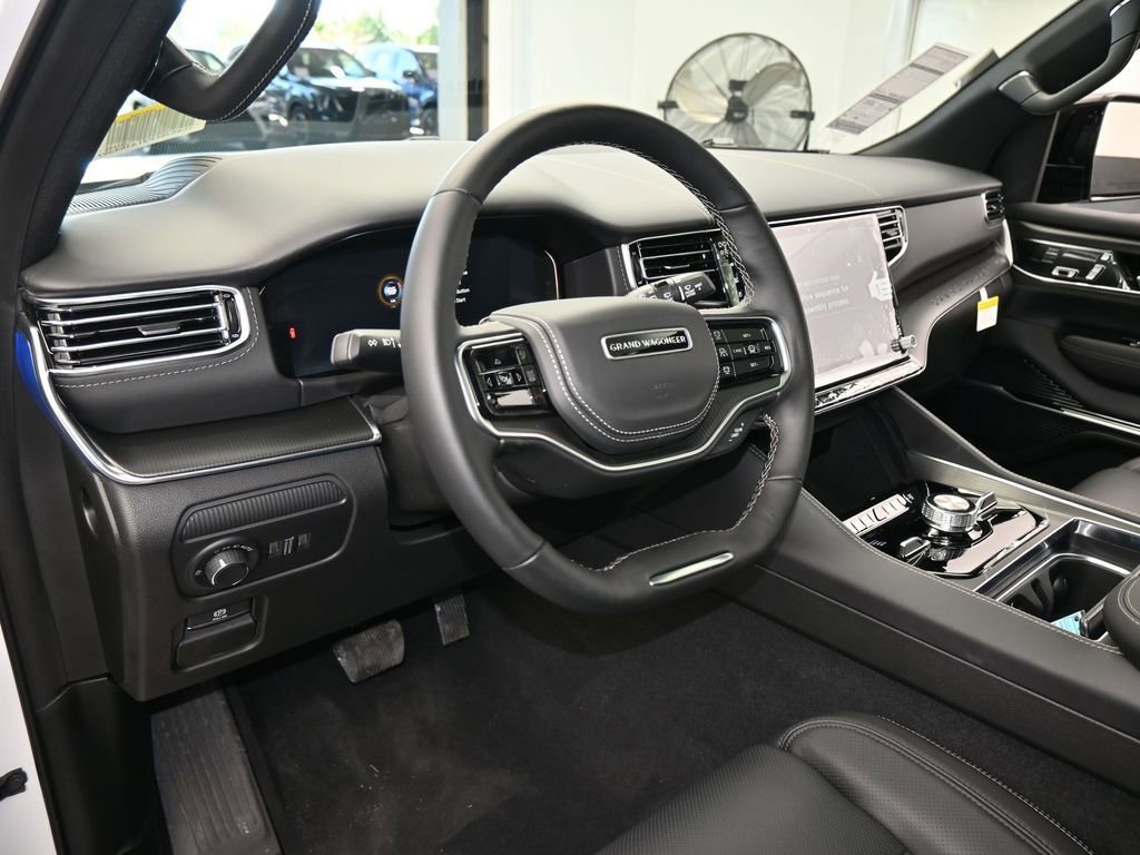 New 2026 Jeep Grand Wagoneer L Summit image 10