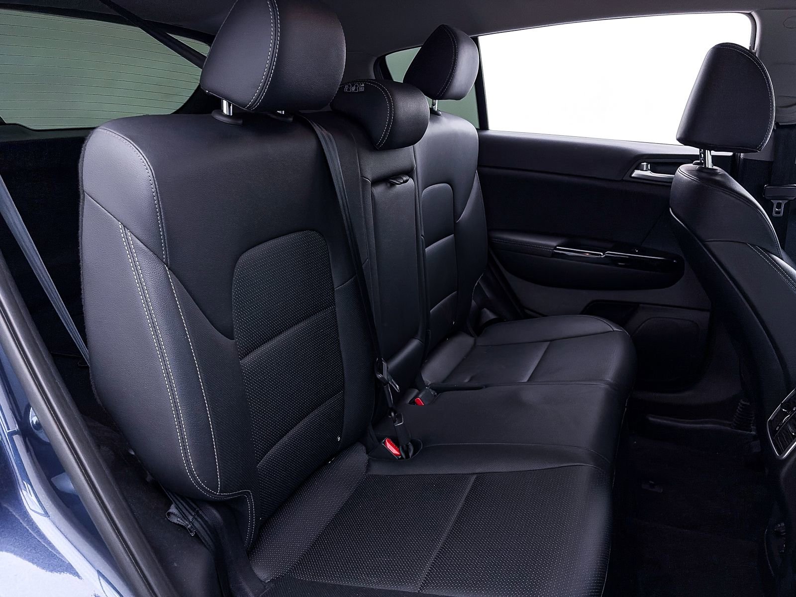 Used 2020 Kia Sportage EX FWD image 36
