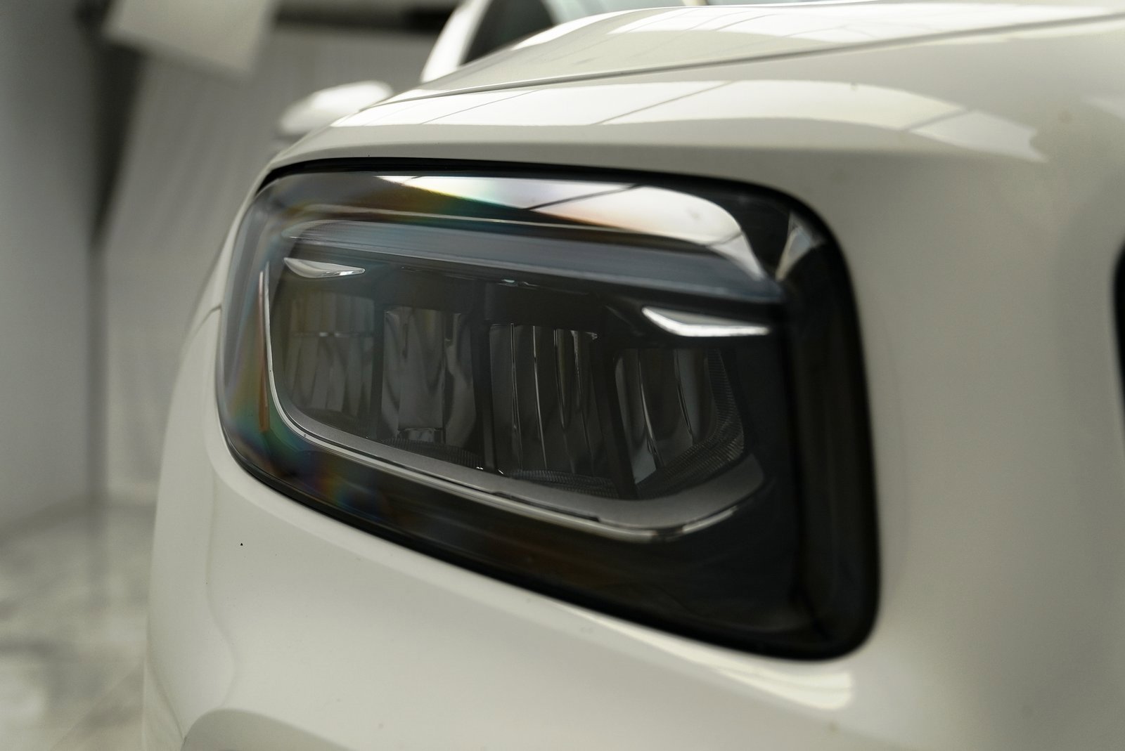 Used 2025 Mercedes-Benz GLB 250 4MATIC image 16