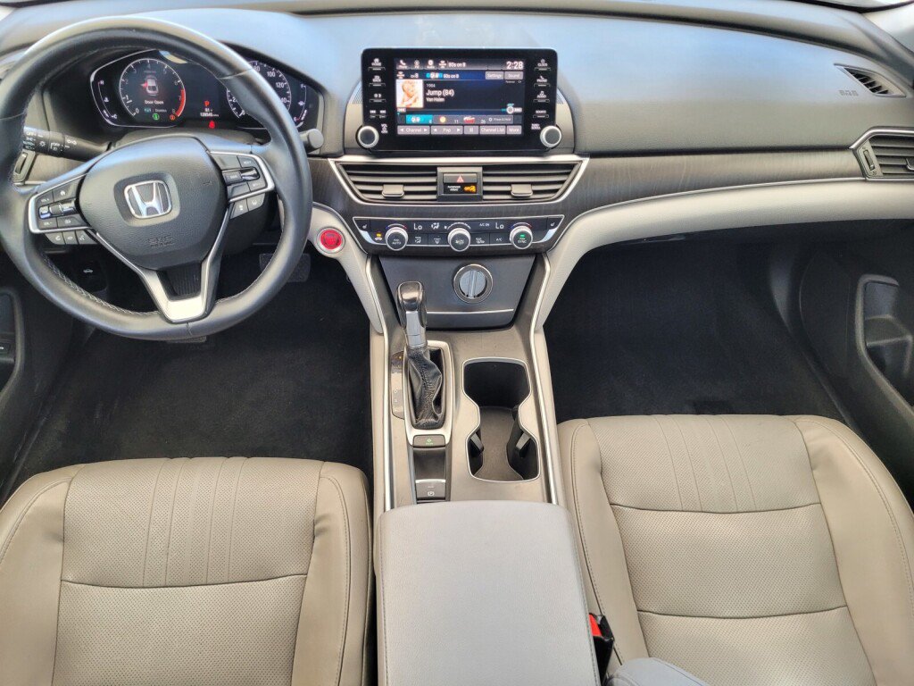 Certified 2018 Honda Accord EX-L image 16