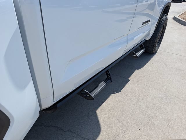 Used 2025 Toyota Tundra Limited AWD/4WD image 30