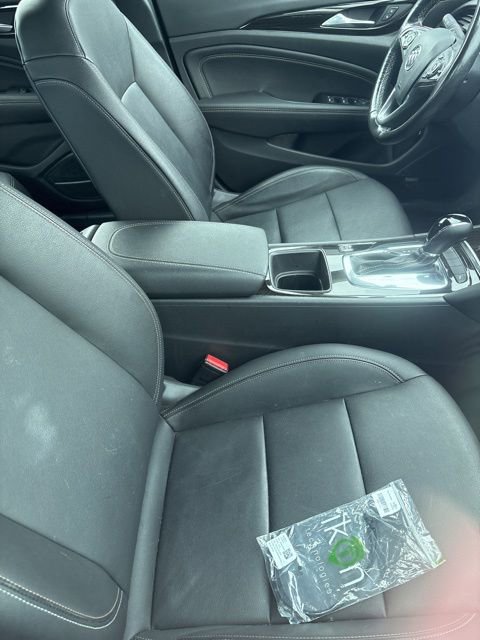 Used 2018 Buick Regal Essence w/ Driver Confidence Package #1 image 13