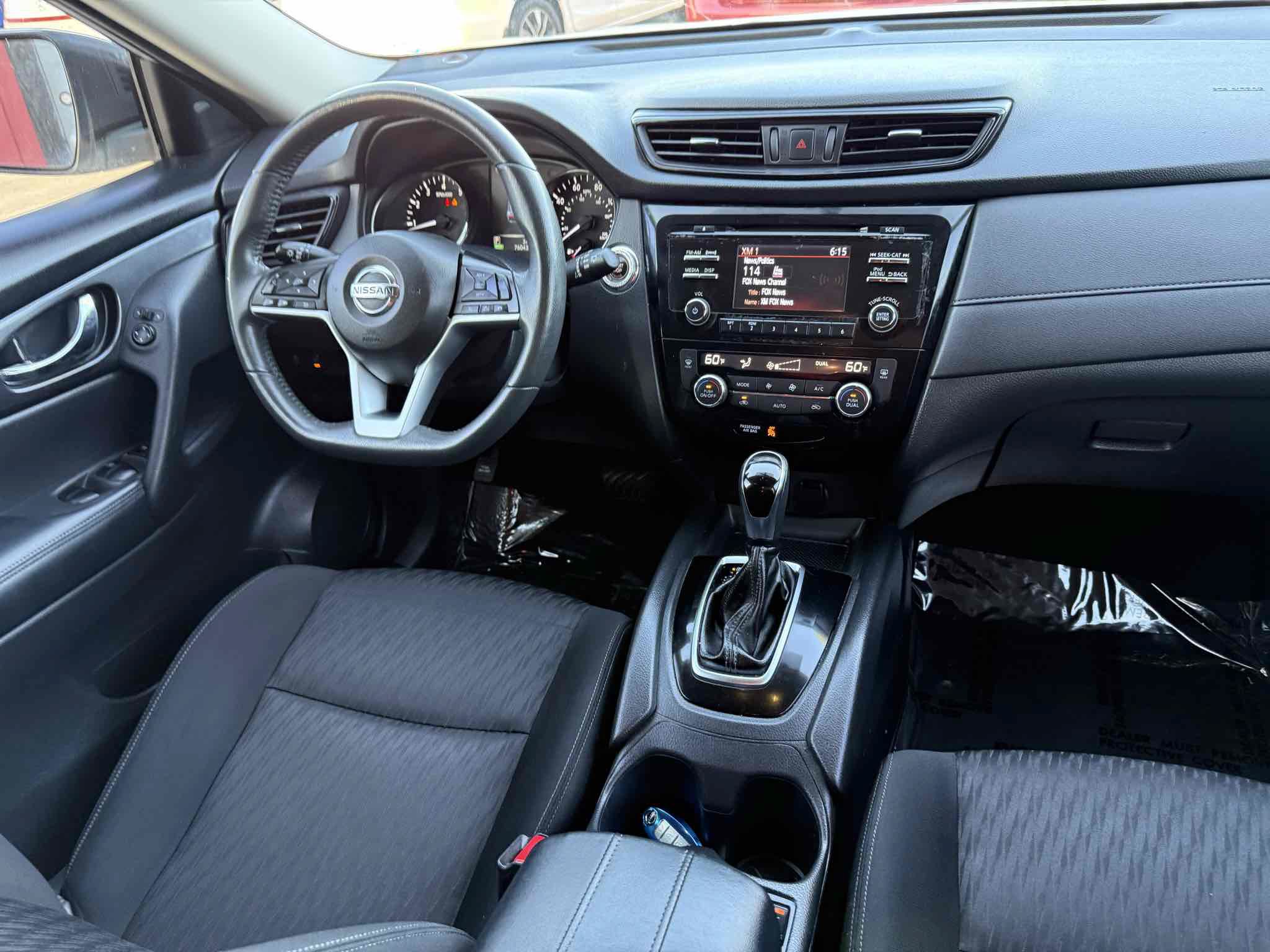 Used 2017 Nissan Rogue SV FWD image 58