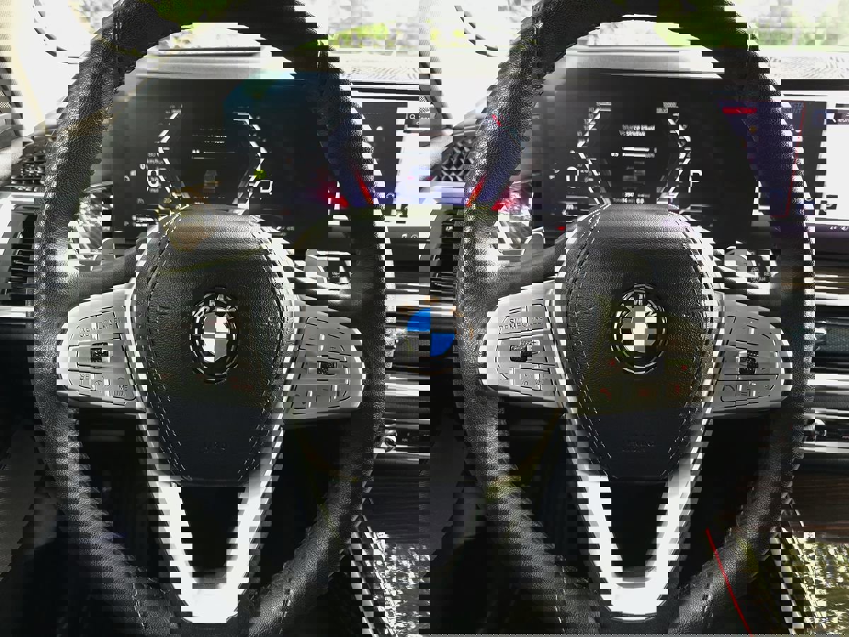 Used 2025 BMW X7 xDrive40i image 35