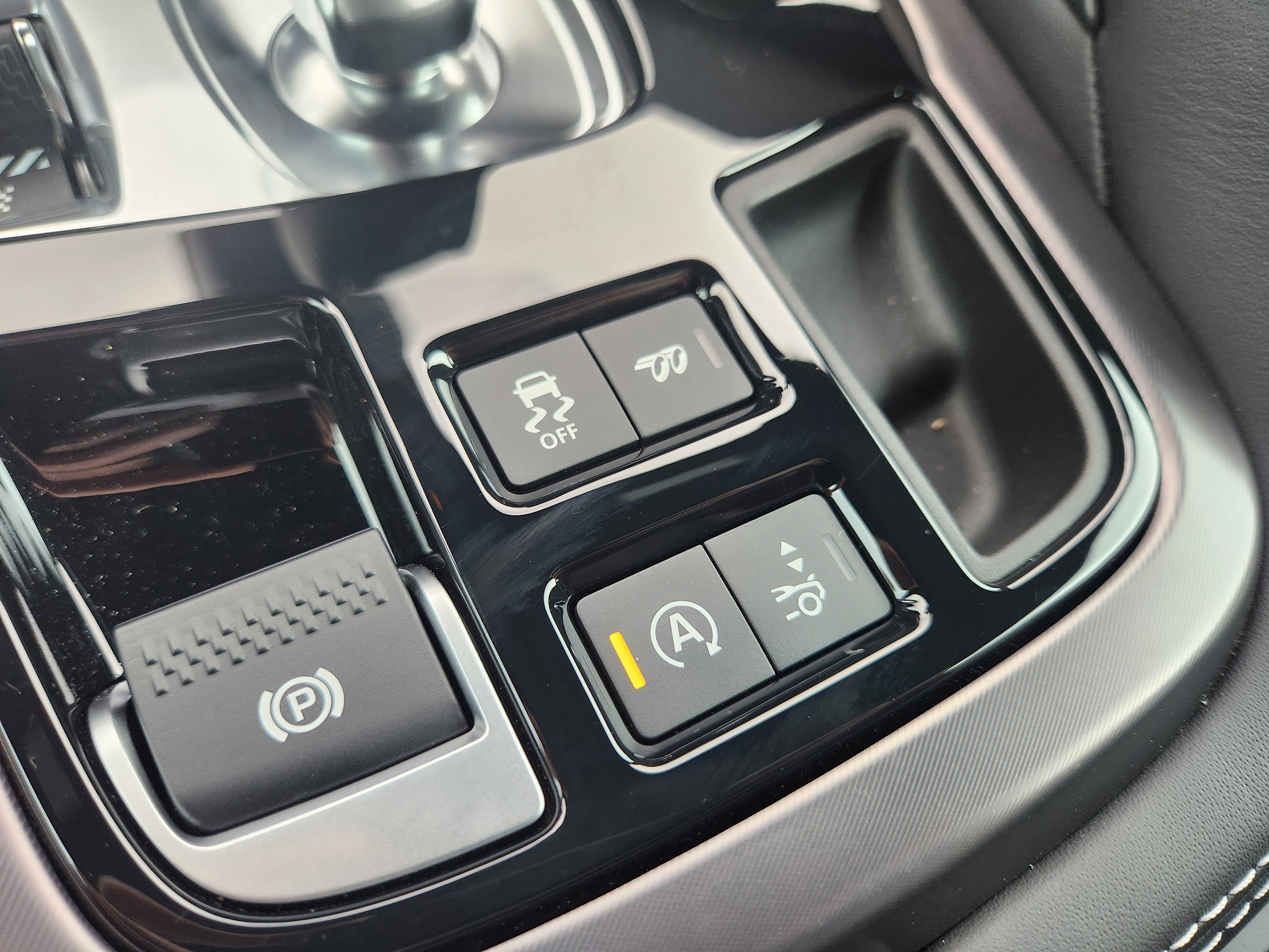 New 2024 Jaguar F-TYPE R image 29