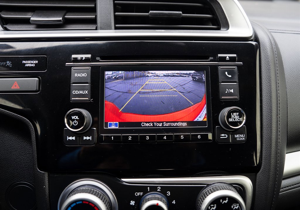 Used 2015 Honda Fit LX image 21