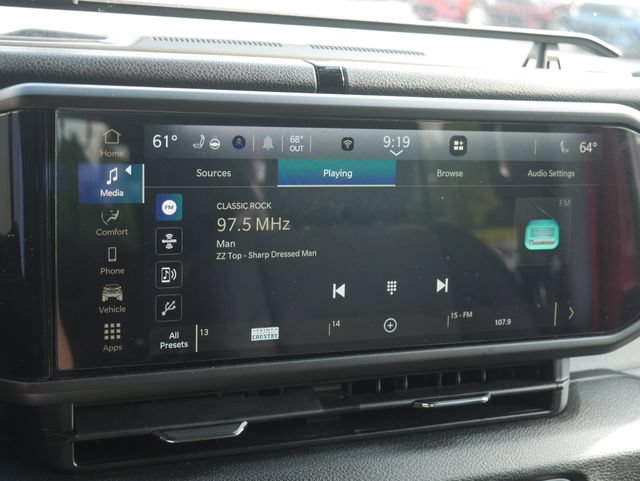 Used 2025 Jeep Wrangler Unlimited Sport AWD/4WD image 19